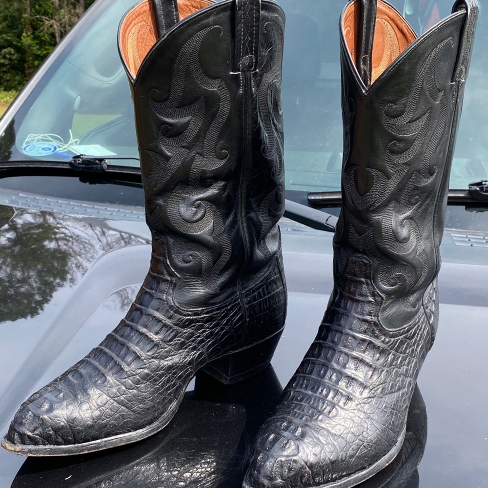 Tony Lama body cut caiman cowboy boots black